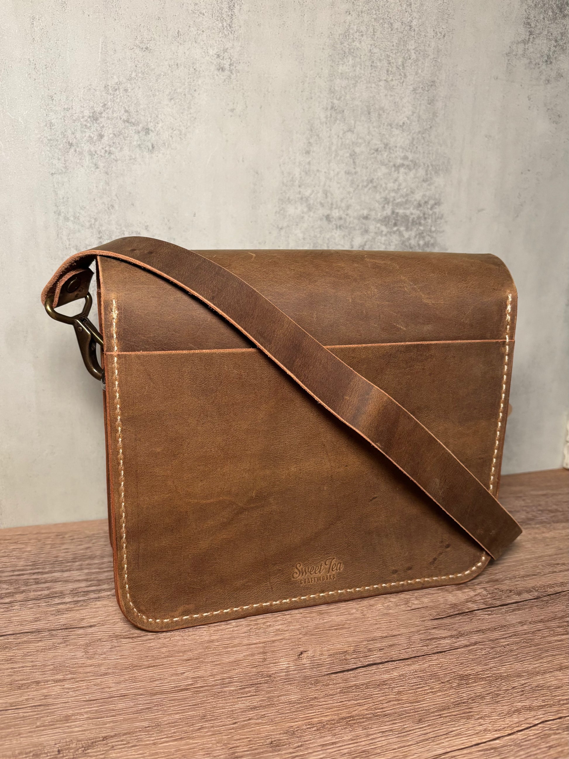 Leather Crossbody Bag - Sweet Tea Craftworks