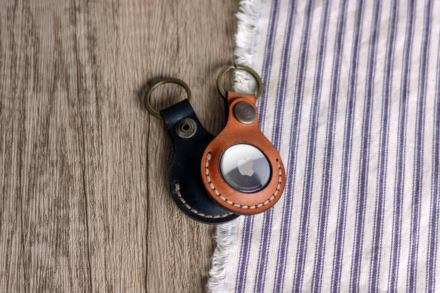 Leather AirTag Keychain - Sweet Tea Craftworks