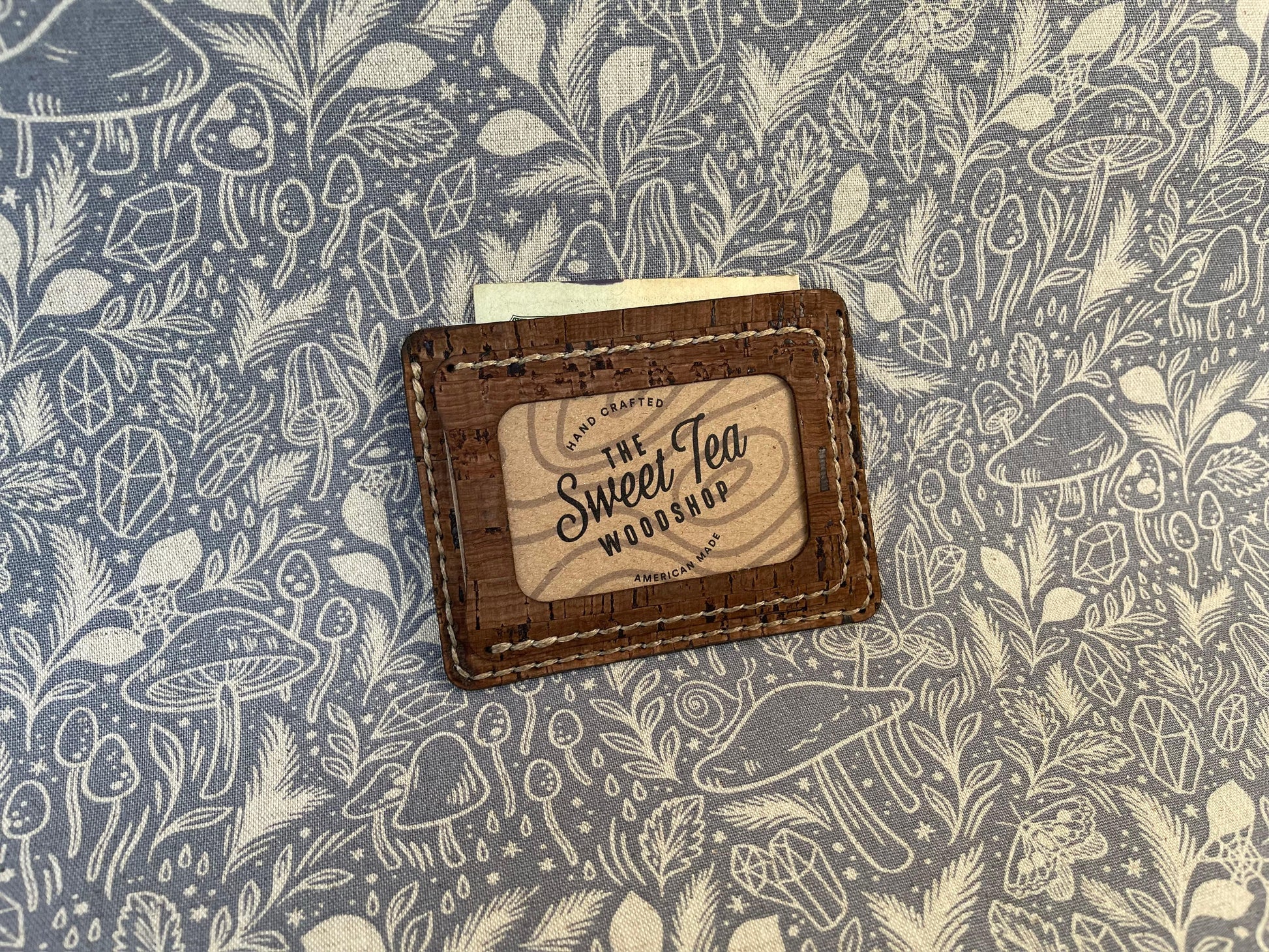 Minimalist Wallet (Cork) - Sweet Tea Craftworks