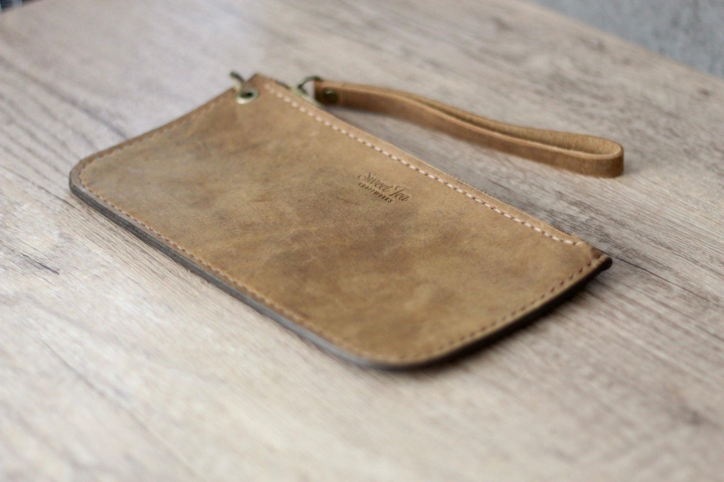Clutch (Zipper Close) - Sweet Tea Craftworks